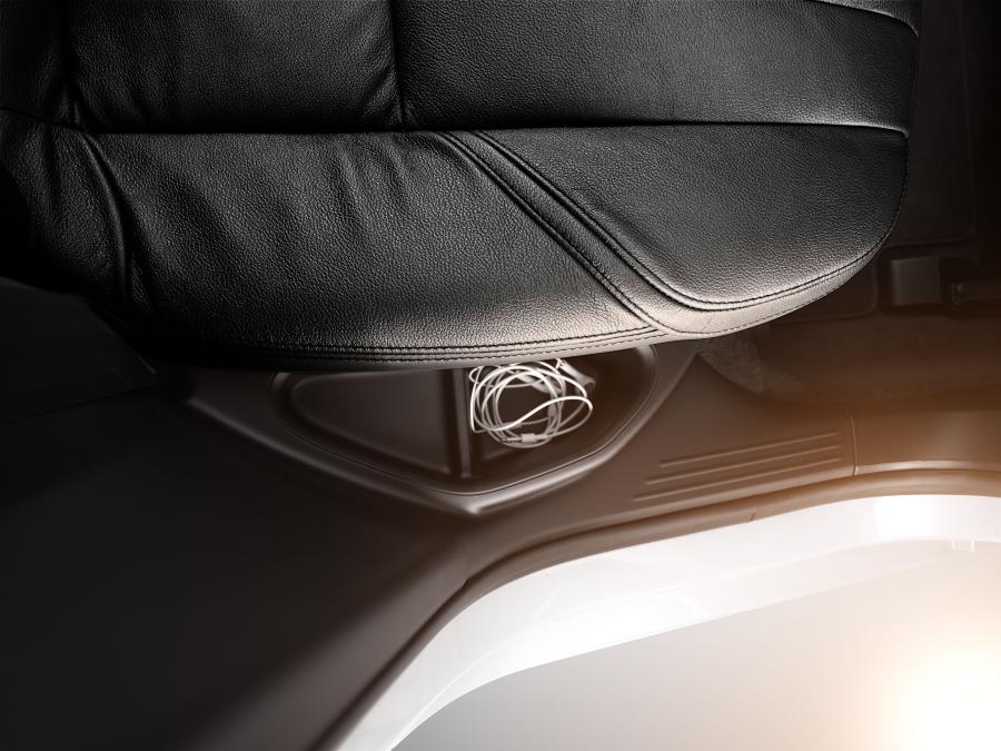  Volvo V40 2012 года  (фото 77 из 183)
